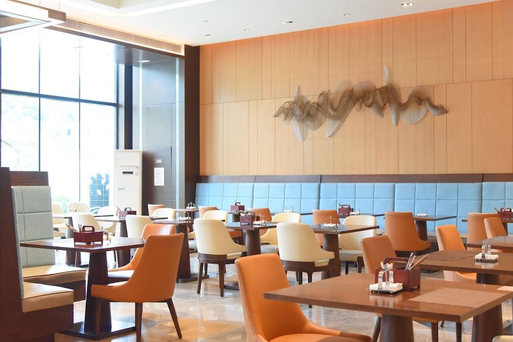 Hilton Garden Inn Shiyan Dış mekan fotoğraf