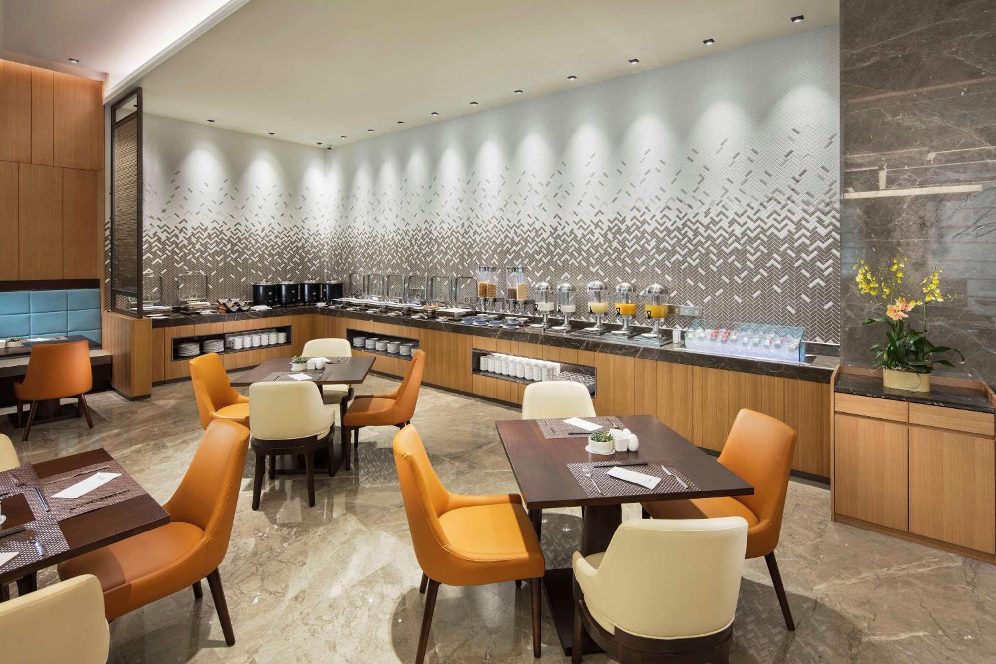 Hilton Garden Inn Shiyan Dış mekan fotoğraf