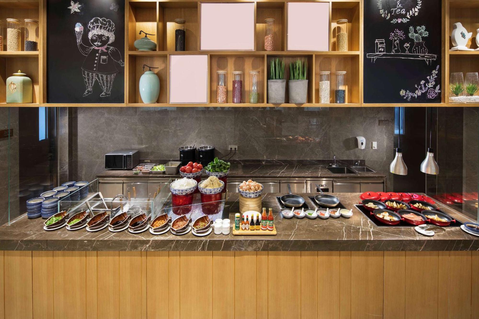 Hilton Garden Inn Shiyan Dış mekan fotoğraf